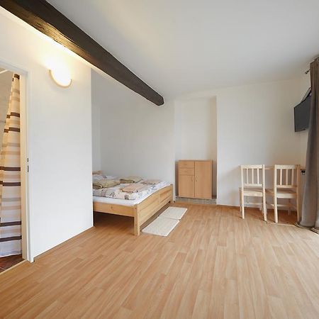 Usedlost Kotlarka Hotell Prag Exteriör bild