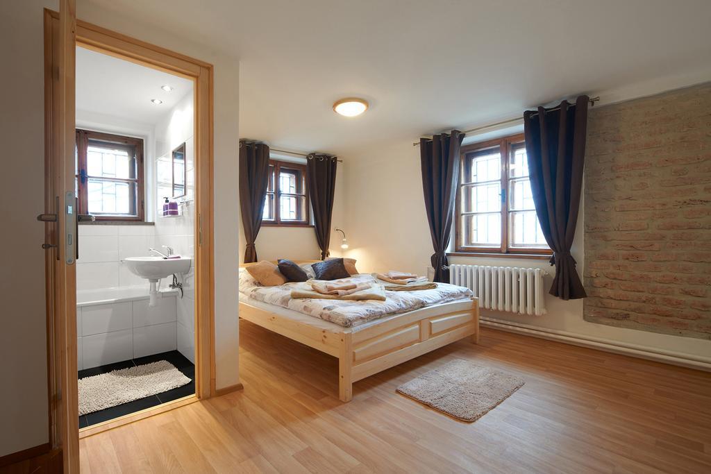 Usedlost Kotlarka Hotell Prag Rum bild